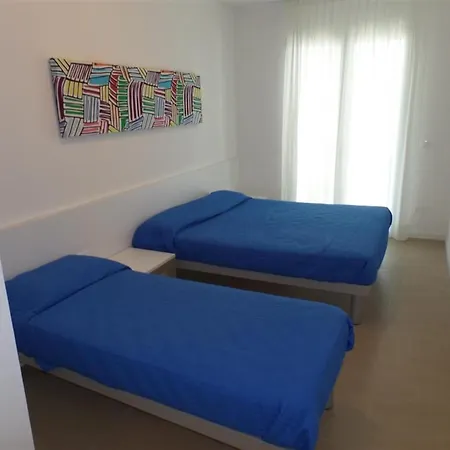 Comfy Flat 200m From The Apartment
