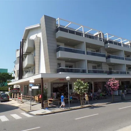 Comfy Flat 200m From The * Bibione